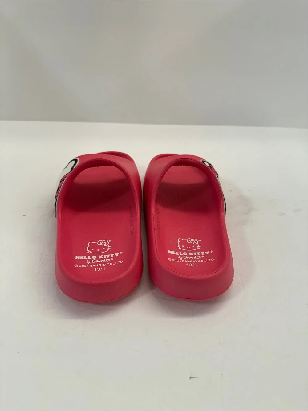 Kids Hello Kitty Pink Slides Size 13/1